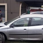 Cosquin: le robaron el auto y a 200 metros se lo chocaron.